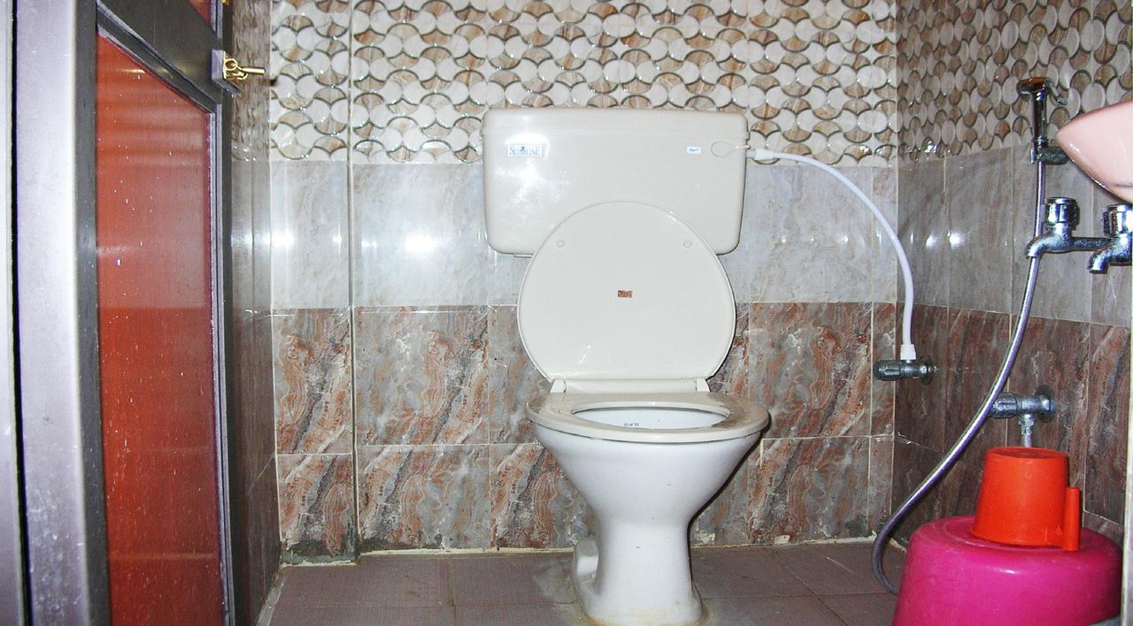 Sbs Residency Tirupati Hotel Renigunta Habitación foto