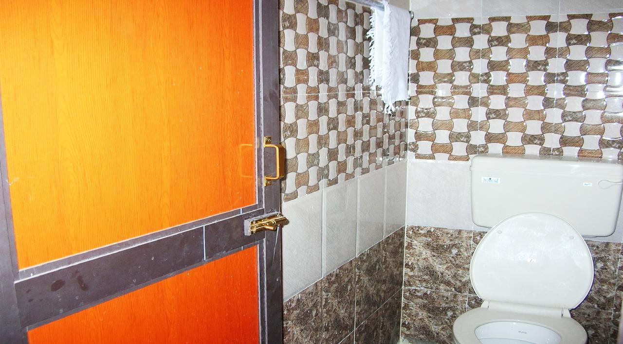Sbs Residency Tirupati Hotel Renigunta Habitación foto